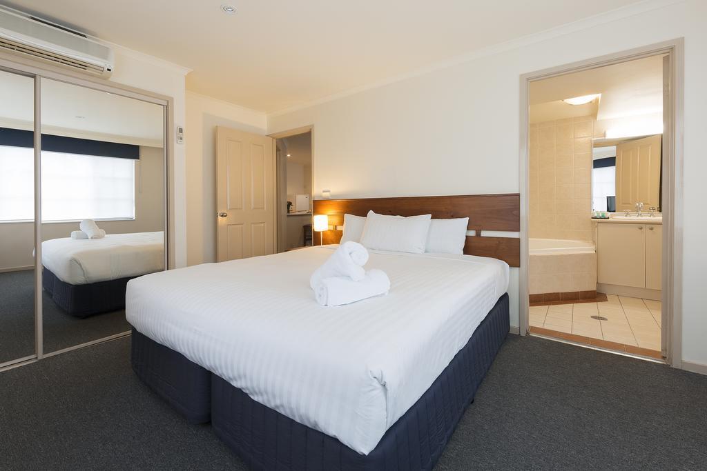 Canberra Parklands Central Apartment Hotel Official Zewnętrze zdjęcie