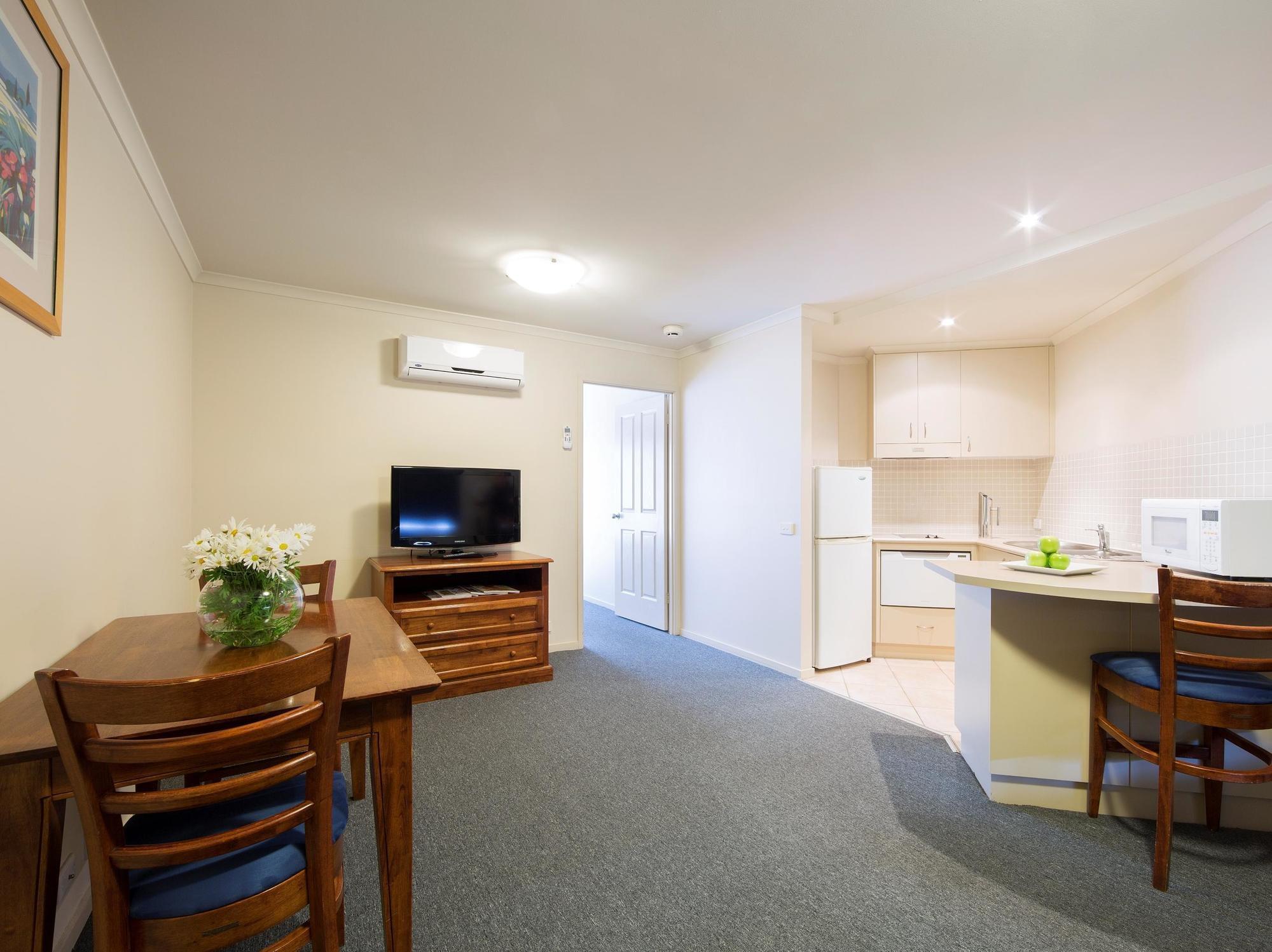 Canberra Parklands Central Apartment Hotel Official Zewnętrze zdjęcie