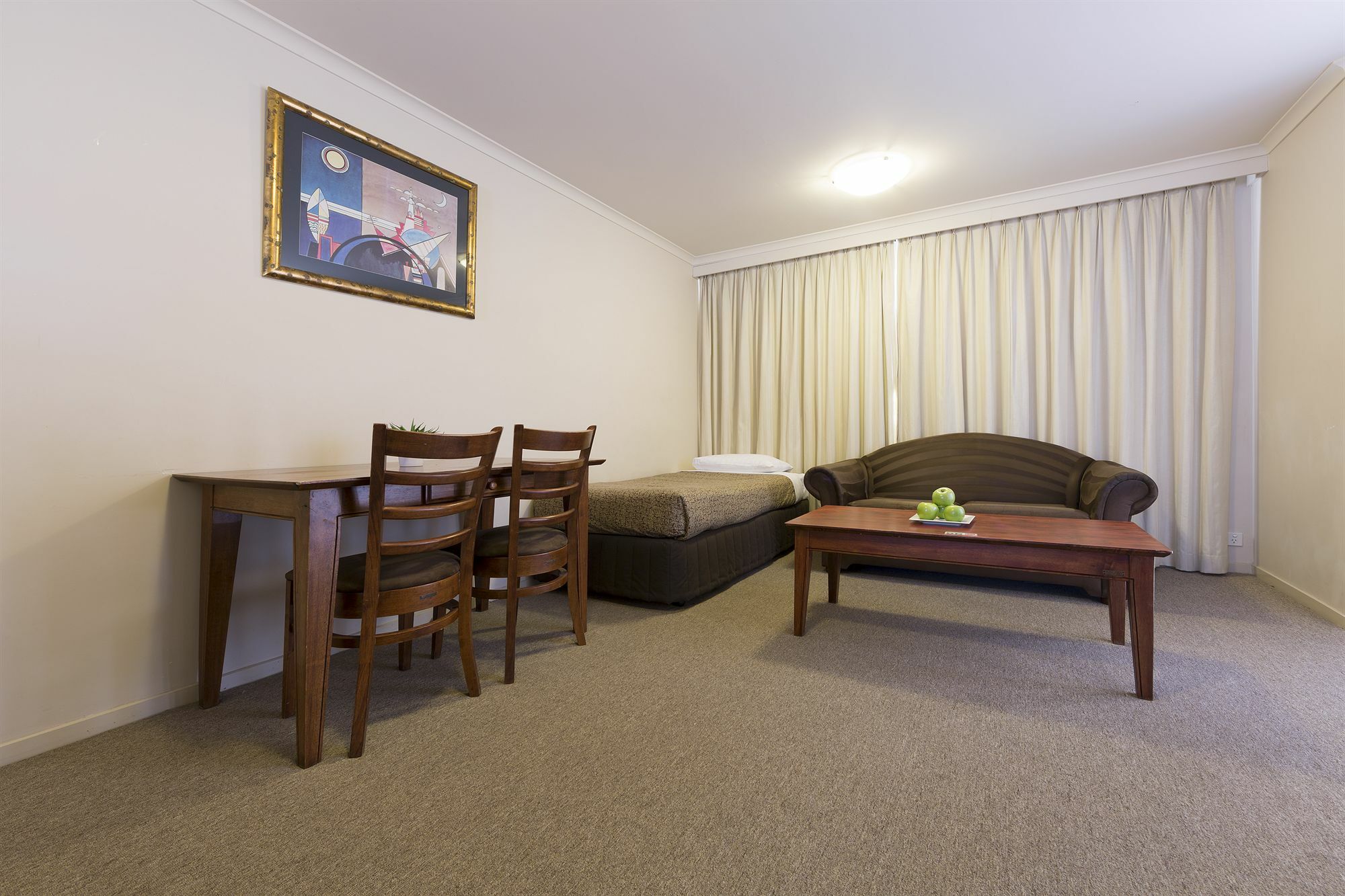 Canberra Parklands Central Apartment Hotel Official Zewnętrze zdjęcie